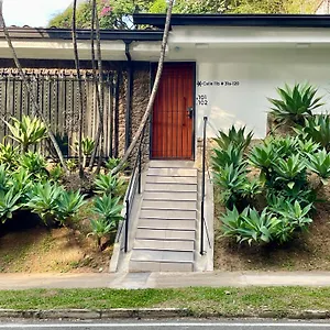 With Jacuzzi In El Poblado By Wynwood House Medellín