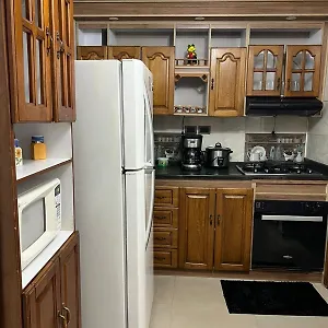 Cómoda y Amplia Casa, Ideal Para Grupos, Muy Cerca Del Estadio, Barrio La América Medellín